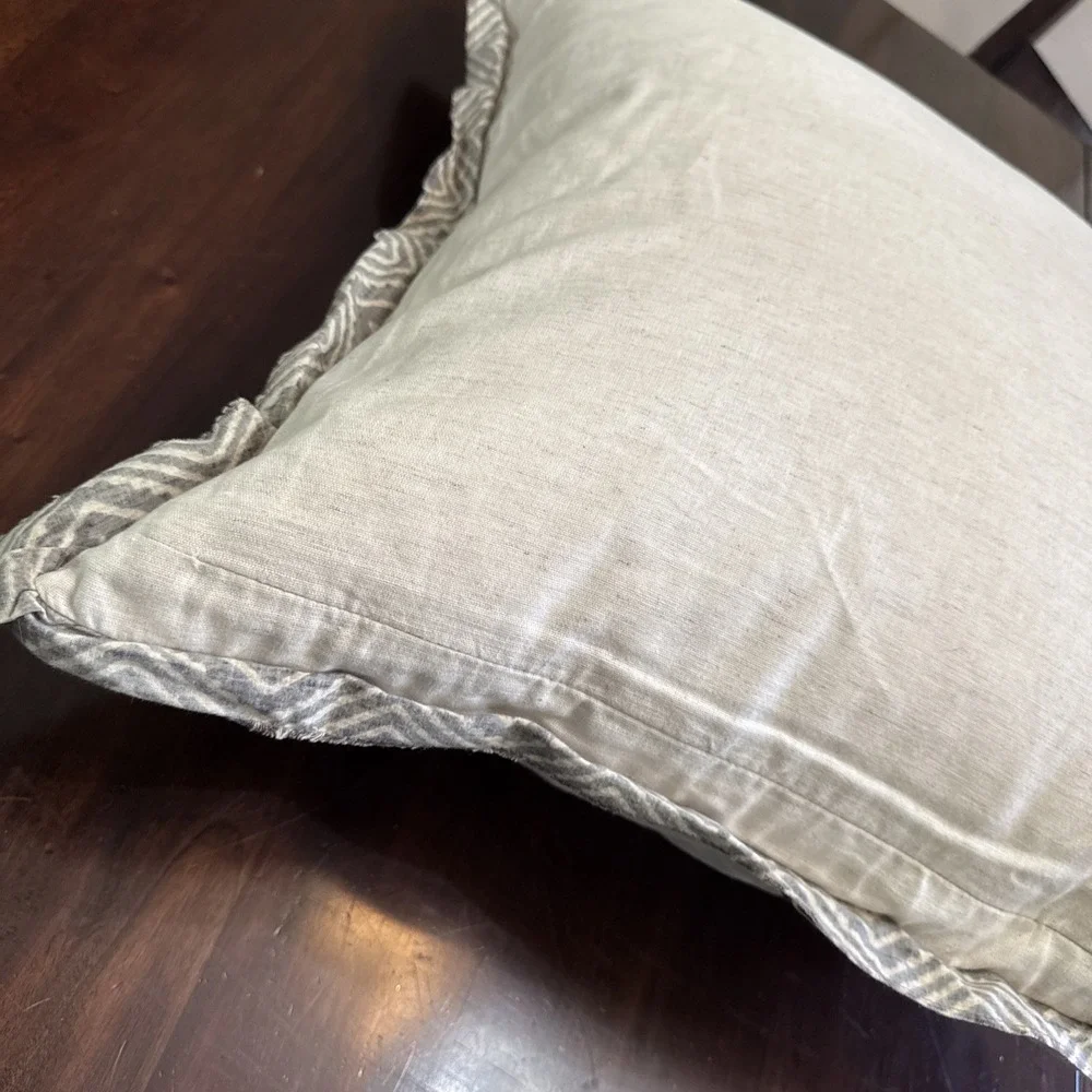 Pottery Barn Throw Pillow Owl Bird Embroidered Appliqué‎ Feather Insert Cover